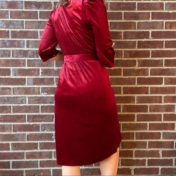 Vintage holiday Christmas button down belted red velvety midi dress small - Picture 5 of 9